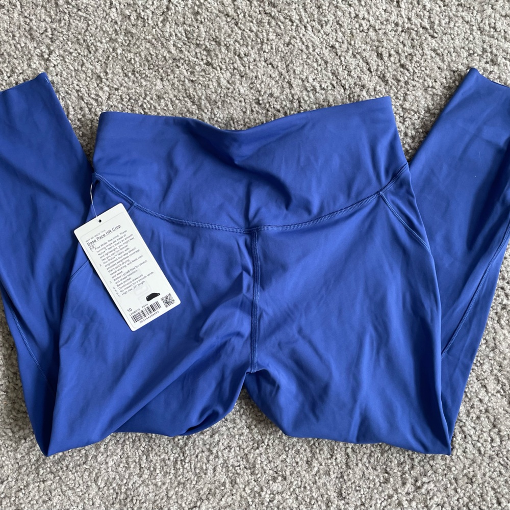 Lululemon Base Pace crop electric royal blue 23” leggings size 10 NWT